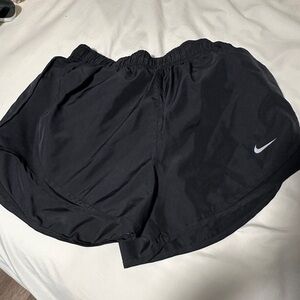 Nike Black Athletic Shorts Lightweight Moisture-Wicking